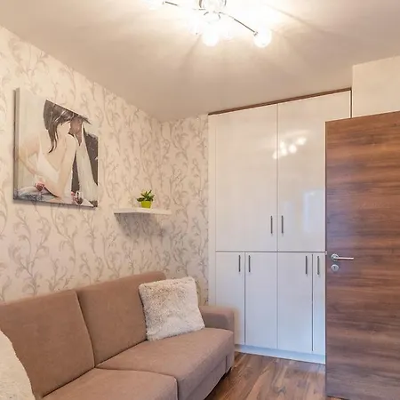 Solar By Bltn Apartment